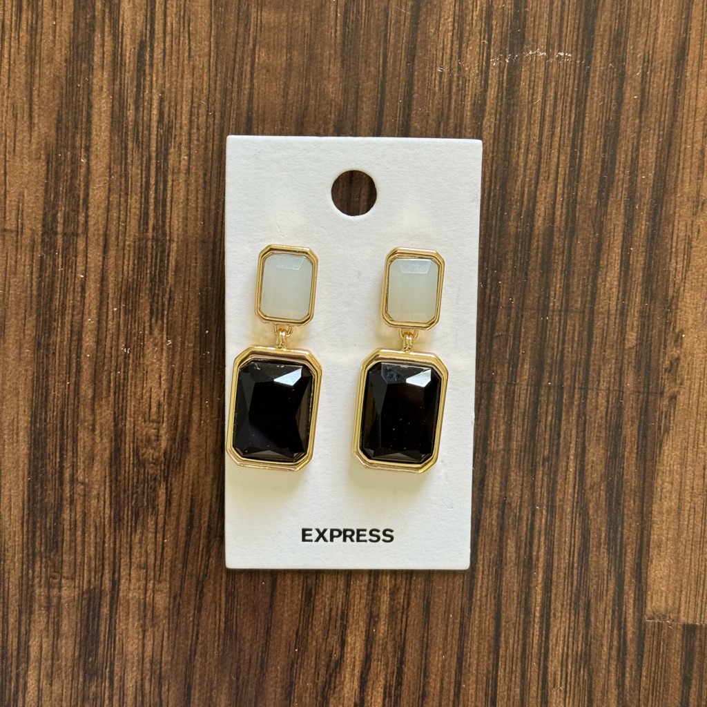 Express Earring